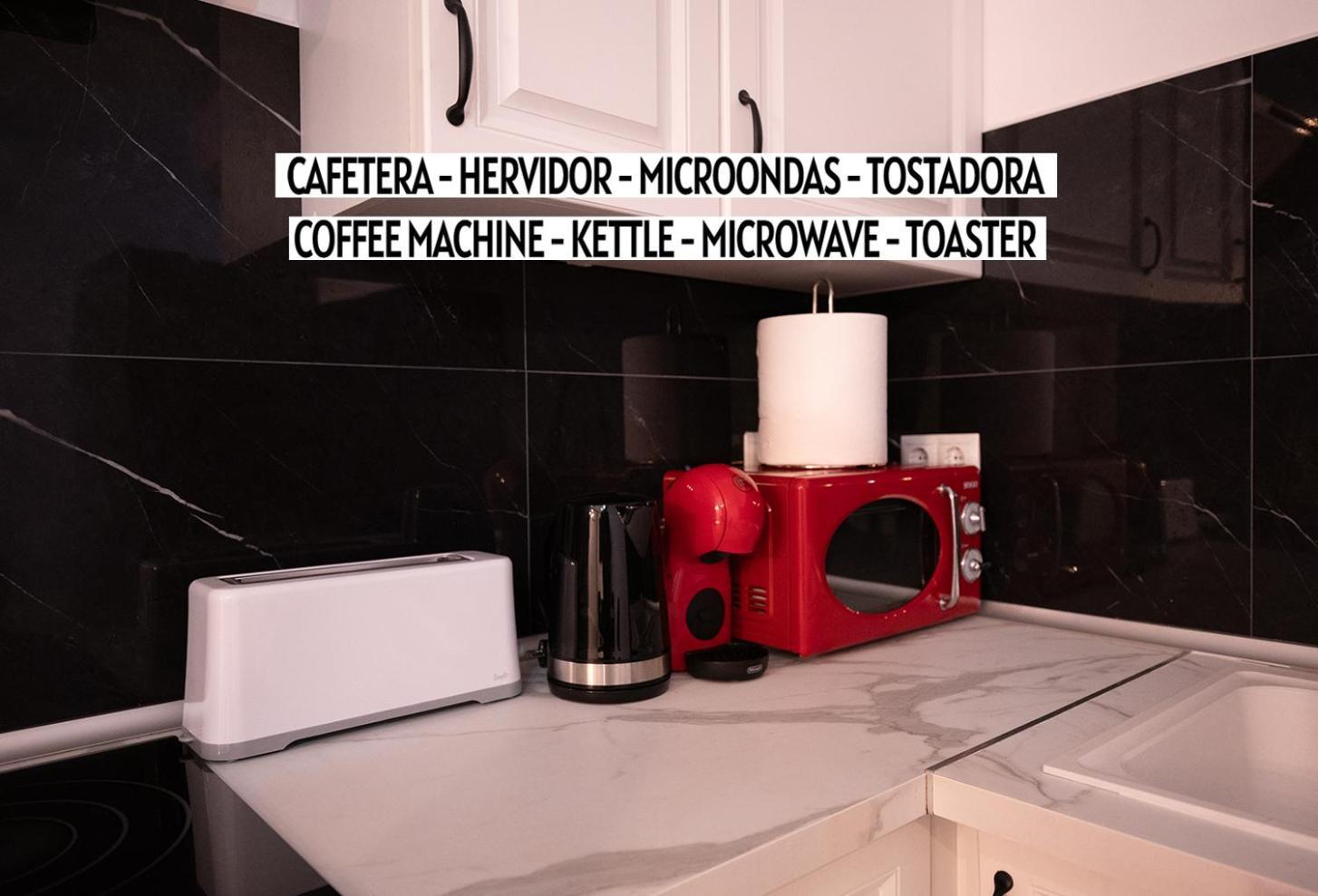 Apartalux Premium Suites Эл Грао Экстерьер фото